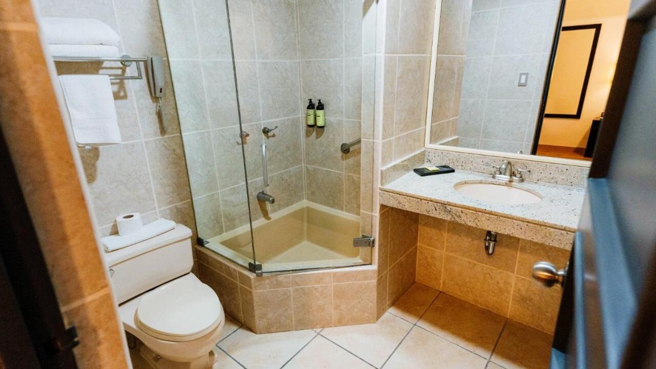 Wyndham Costa Del Sol Cajamarca Otel Dış mekan fotoğraf
